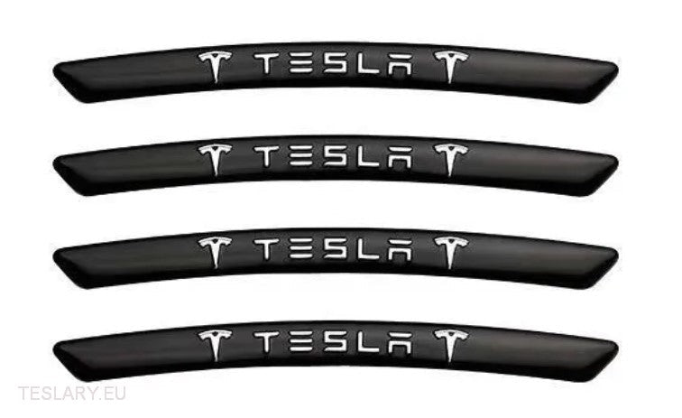 Tesla Wheel / Alloy Stickers with Logo Silver or Black - Tesla Shop Europe - TESLARY.IE Ireland - France boutique- Deutschland Geschäft- España comercio - Nederland winkel- TESLARY.IE