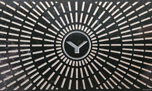 Accessoires Essentiels pour Transformer Votre Tesla