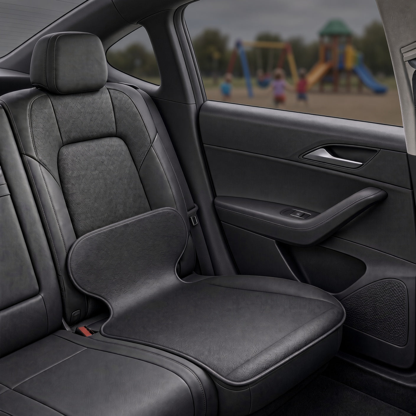 Car Safety Seat Protectors, Which Are Wear-resistant and Anti-slip, Are Suitable for Protecting Car Seats Without Leaving Marks or Scratches.