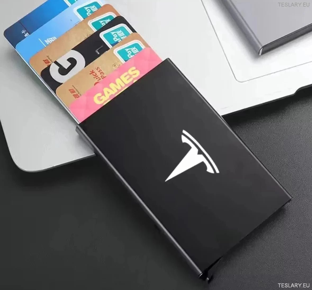 Smart ID CARD RFID Wallet for Bank Cards or Tesla Key with Tesla Logo - TESLARY Tesla Shop Accessories Europe Nederlands Ireland Deutschland Espana Alicante France Italia