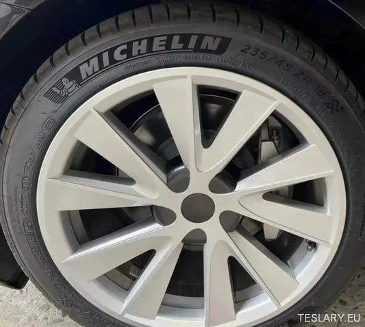 Tesla 3 18" Full Rim Silver & Black Sport Style Wheel Covers - TESLARY Tesla Shop Accessories Europe Nederlands Ireland Deutschland Espana Alicante France Italia