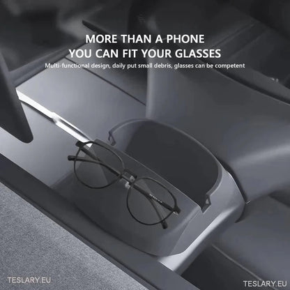 Tesla 3+ Highland Phone & Dash Storage Organiser ( Steering Wheel ) - TESLARY Tesla Shop Accessories Europe Nederlands Ireland Deutschland Espana Alicante France Italia