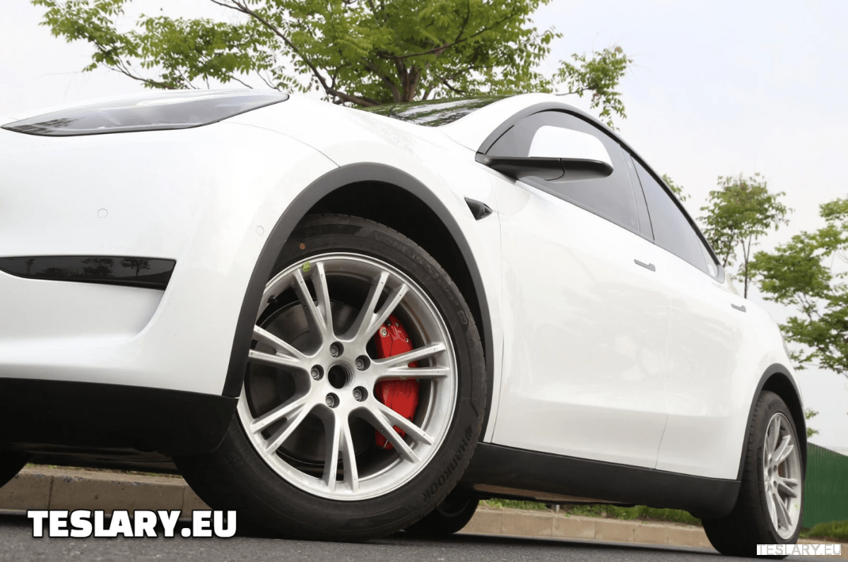 Tesla Model 3 / 3+ / Y Aluminium Brake Caliper Covers ( Set of 4 Pieces ) - TESLARY Tesla Shop Accessories Europe Nederlands Dublin Cork Ireland Deutschland Espana Alicante France Italia