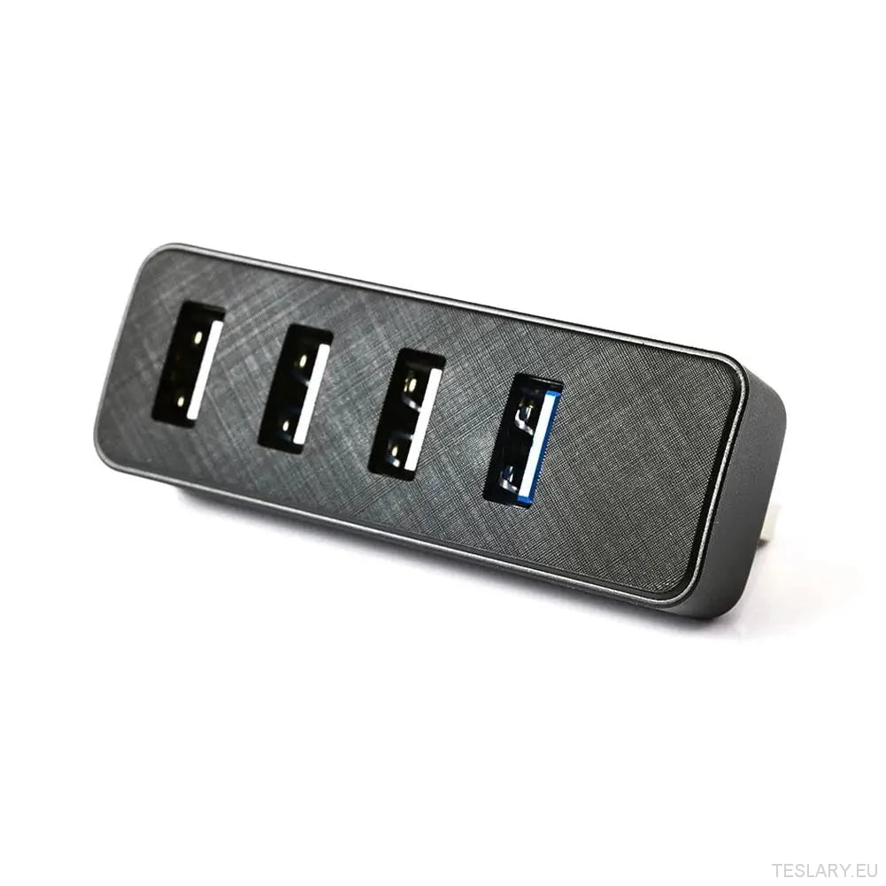 Tesla Model 3-fach USB-Hub und Schnellladestation für Handschuhfächer TESLARY Tesla Shop Zubehör Europa Niederlande Dublin Cork Irland Deutschland Spanien Alicante Frankreich Italien