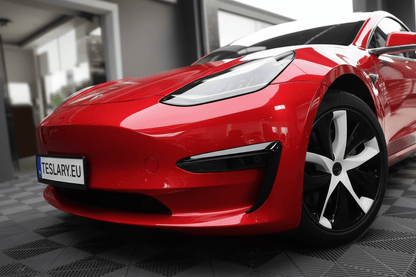 Tesla Model 3 / Y Mistlampen Windsplitter in Carbon Black Mat en Glanzend - TESLARY Tesla Shop Accessoires Europa Nederlands Dublin Cork Ierland Duitsland Spanje Alicante Frankrijk Italië
