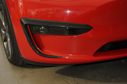 Tesla Model 3 / Y Mistlampen Windsplitter in Carbon Black Mat en Glanzend - TESLARY Tesla Shop Accessoires Europa Nederlands Dublin Cork Ierland Duitsland Spanje Alicante Frankrijk Italië