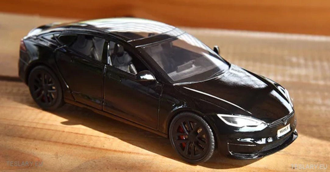 Tesla S Model Car 1:24 Unofficial Version - TESLARY Tesla Shop Accessories Europe Nederlands Dublin Cork Ireland Deutschland Espana Alicante France Italia