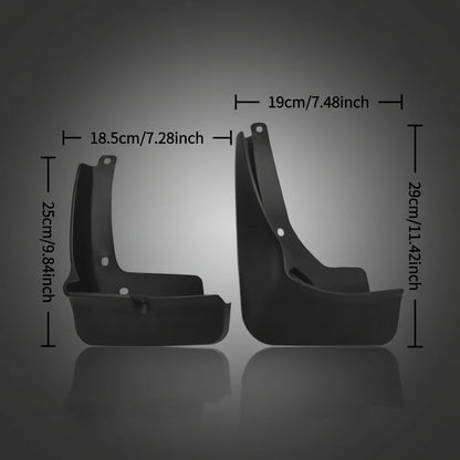 Bavettes de véhicule en plastique noir montrées de côté avec des étiquettes de dimensions superposées et des lignes de mesure indiquant 25 cm/9.84 pouces, 18.